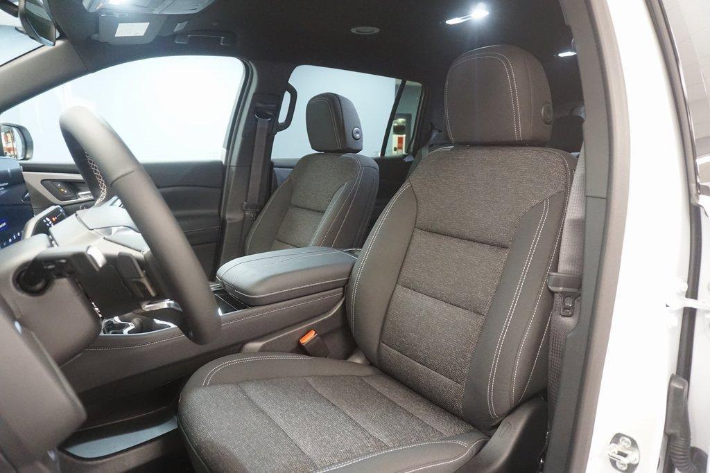 new 2024 Chevrolet Traverse car, priced at $38,809