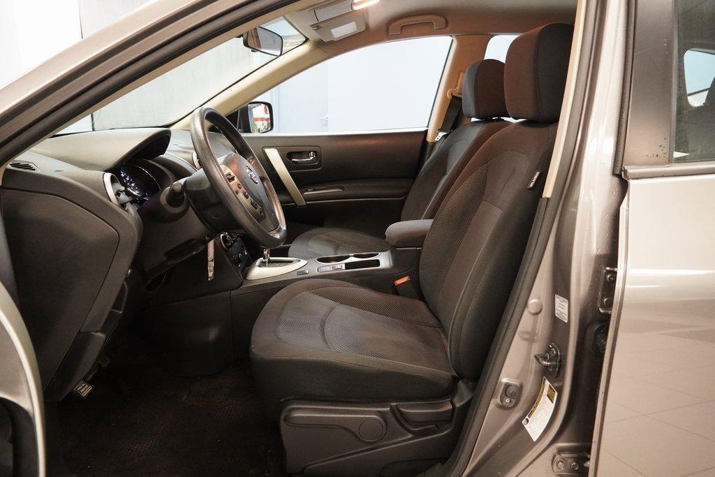 used 2014 Nissan Rogue Select car, priced at $10,561