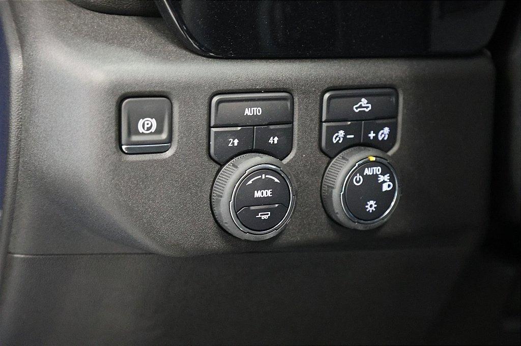 new 2025 Chevrolet Silverado 1500 car, priced at $39,995