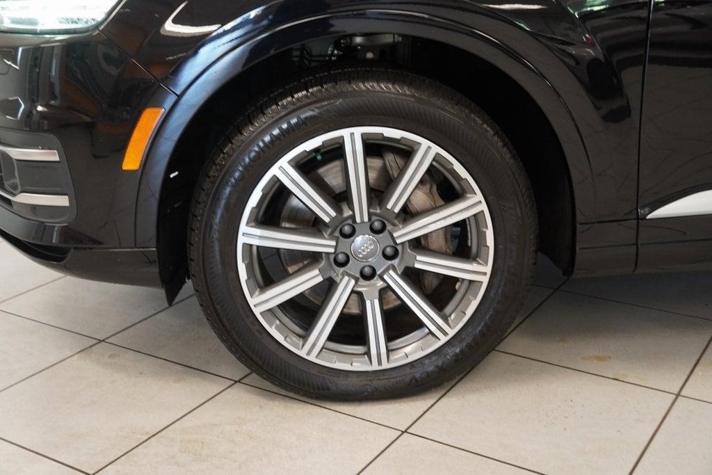 used 2018 Audi Q7 car, priced at $15,980