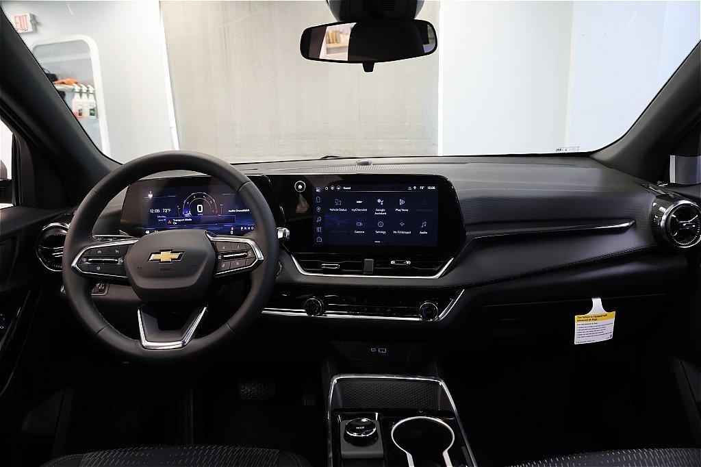 new 2026 Chevrolet Equinox car, priced at $30,599