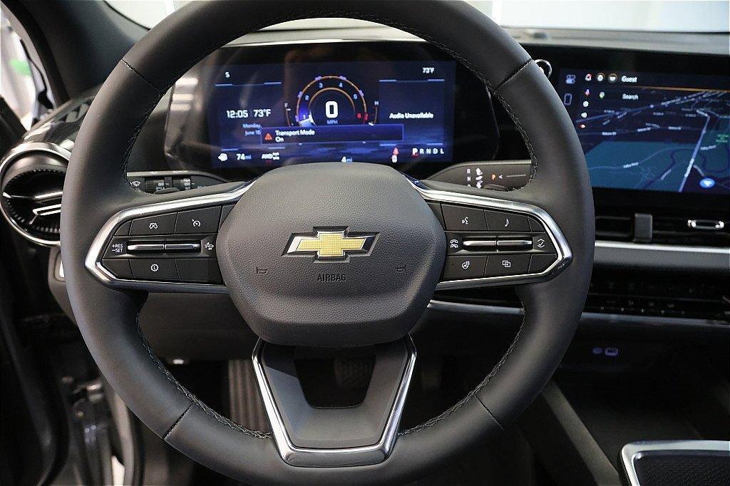 new 2026 Chevrolet Equinox car, priced at $30,599