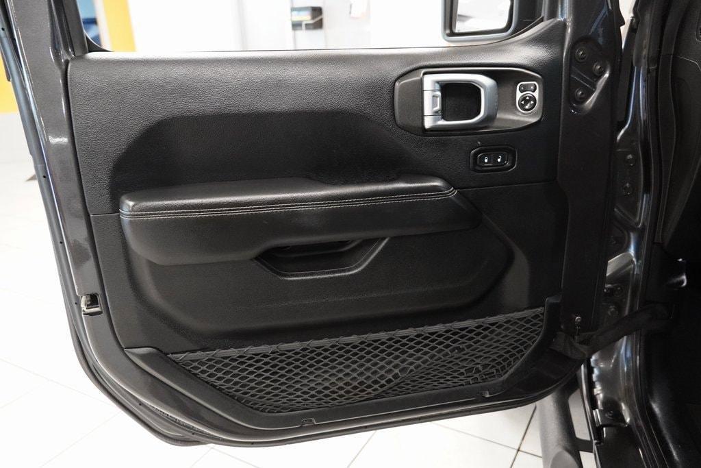 used 2018 Jeep Wrangler Unlimited car, priced at $23,351