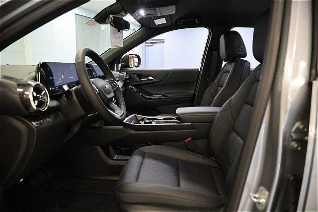 new 2026 Chevrolet Equinox car, priced at $32,599