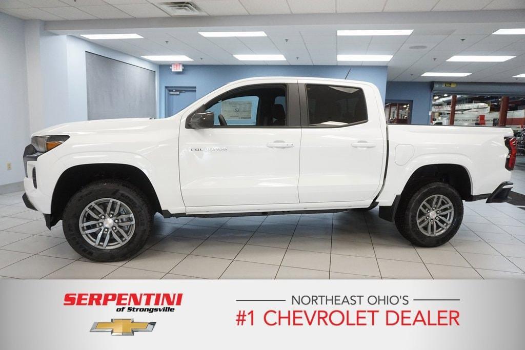 new 2024 Chevrolet Colorado car, priced at $31,995