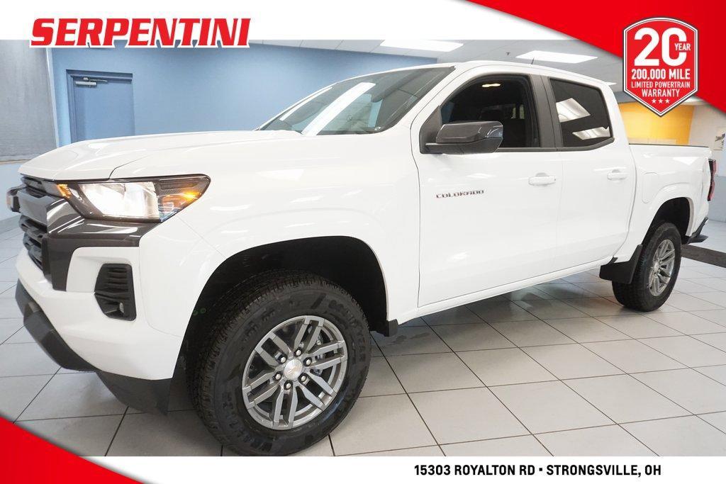 new 2024 Chevrolet Colorado car, priced at $31,995