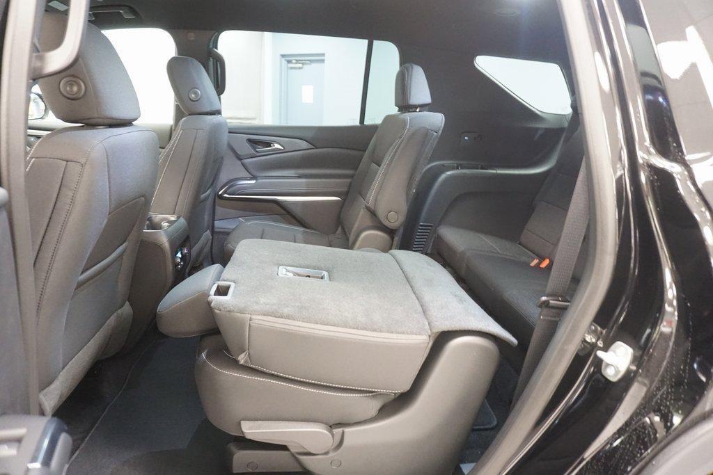 new 2025 Chevrolet Traverse car, priced at $41,495