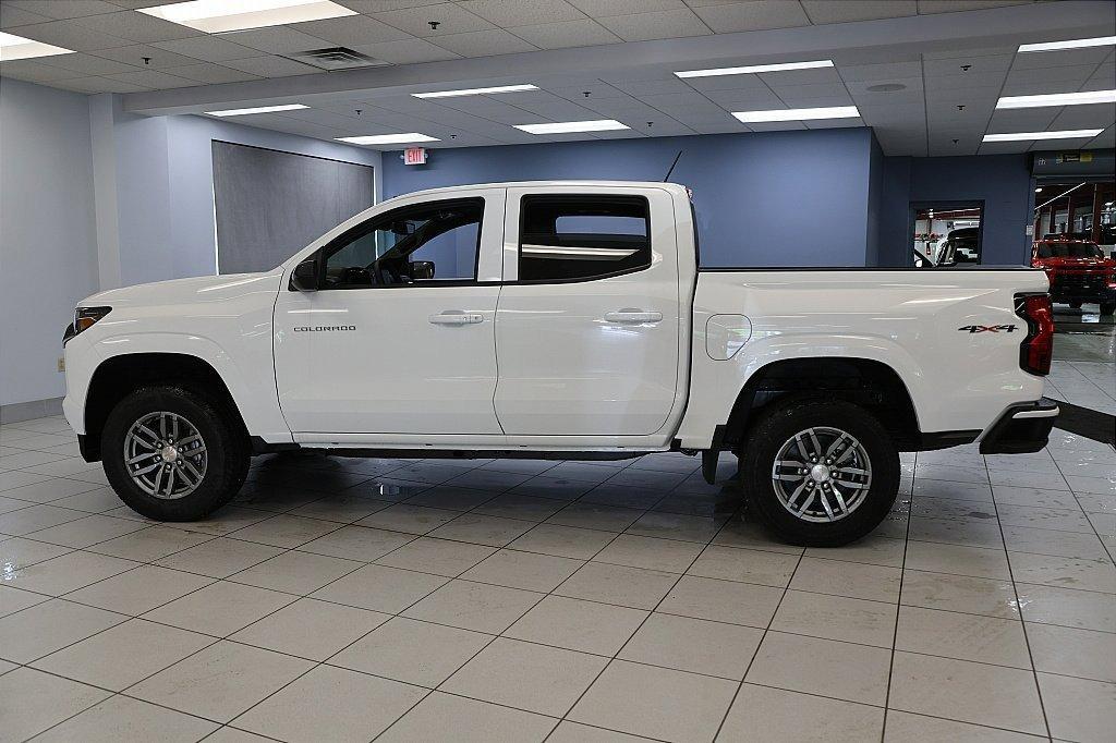 new 2025 Chevrolet Colorado car, priced at $36,995