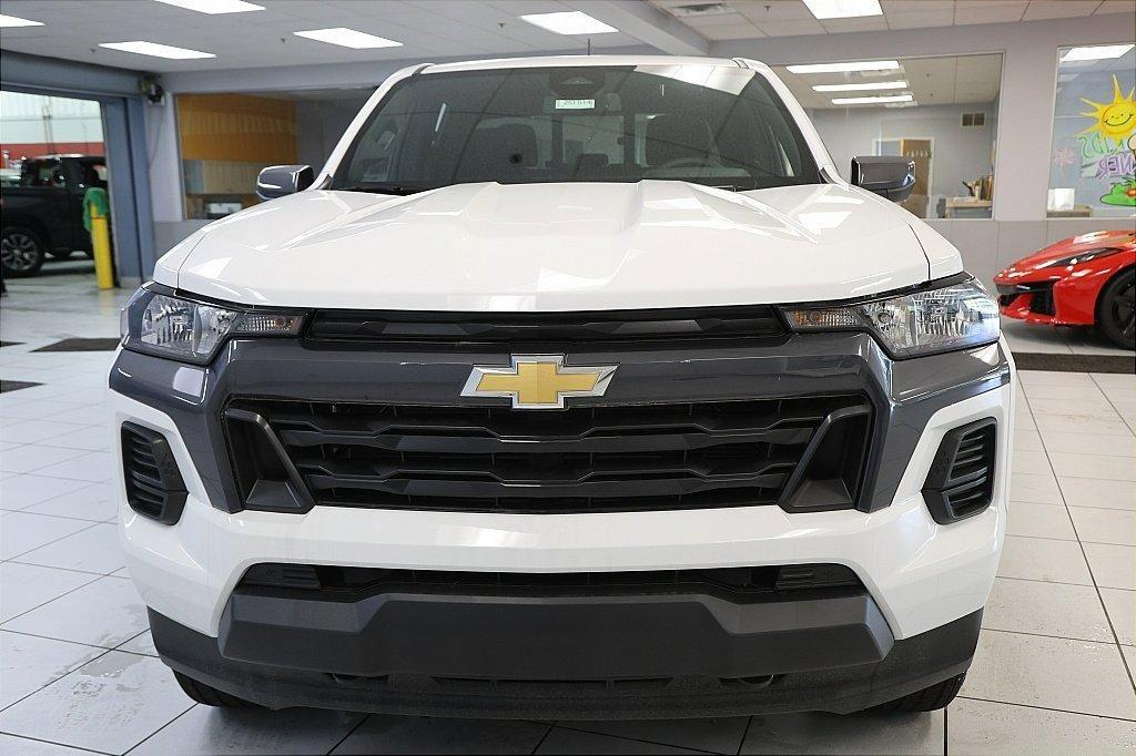 new 2025 Chevrolet Colorado car, priced at $36,995