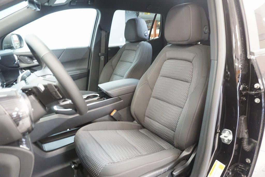 new 2025 Chevrolet Equinox car, priced at $29,995