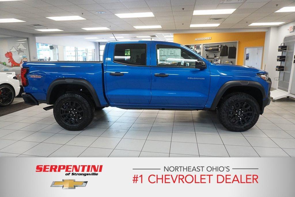 new 2024 Chevrolet Colorado car, priced at $40,995