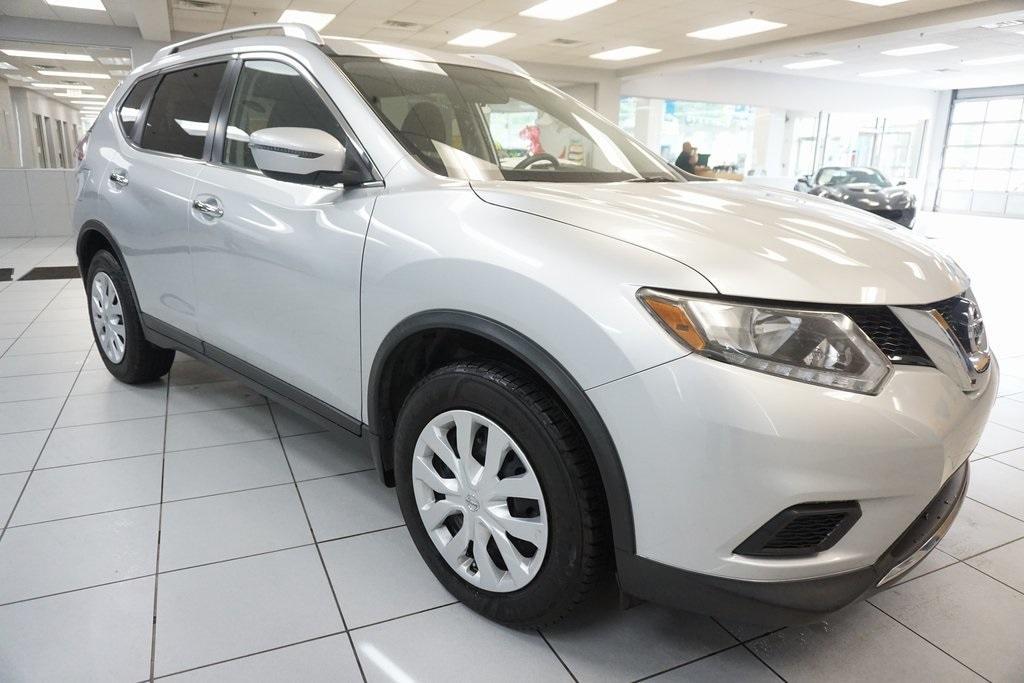 used 2016 Nissan Rogue car, priced at $13,300