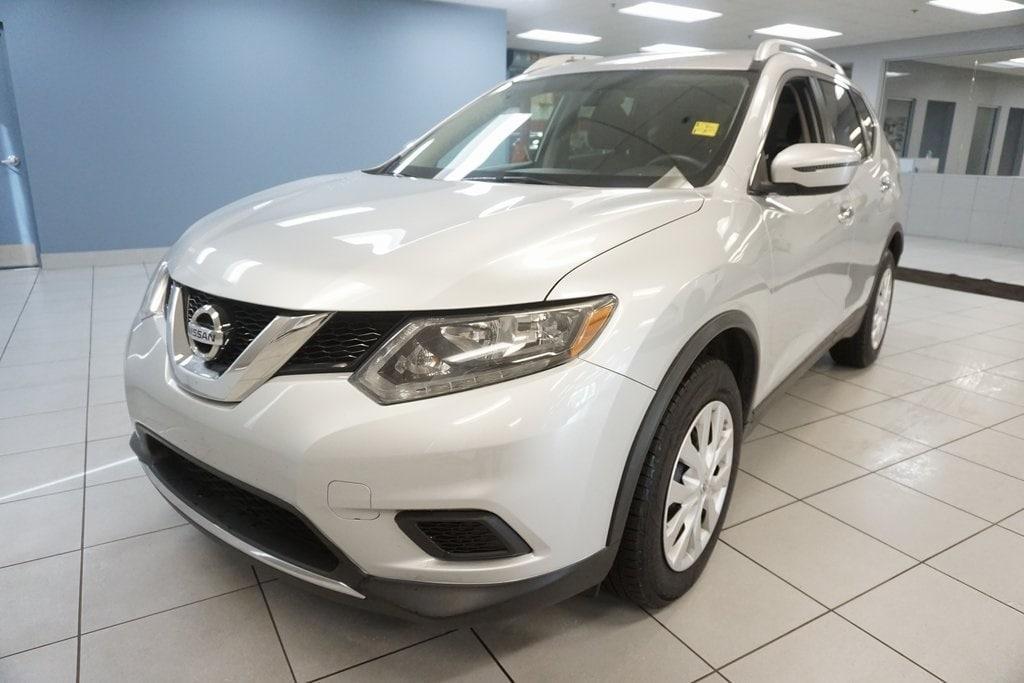 used 2016 Nissan Rogue car, priced at $13,300