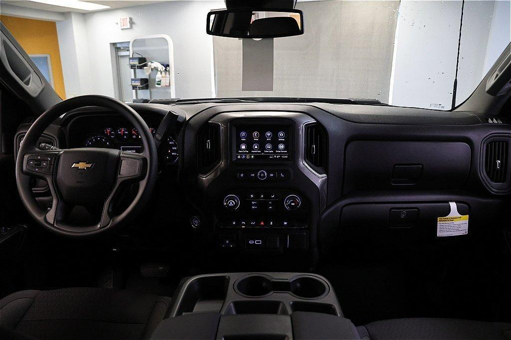 new 2025 Chevrolet Silverado 2500 car, priced at $50,995