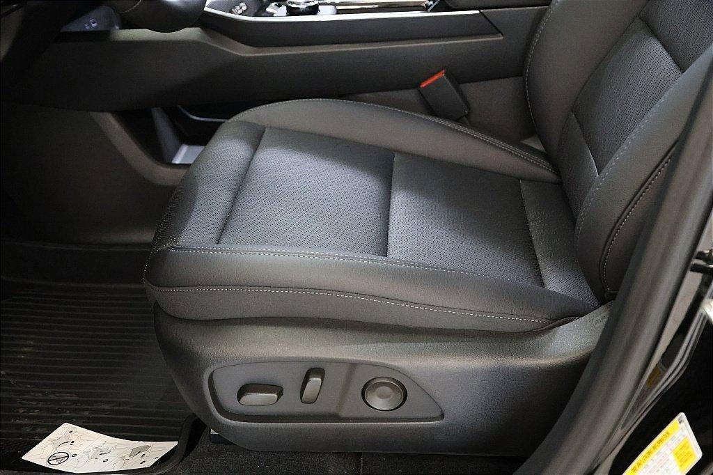 new 2026 Chevrolet Equinox car, priced at $30,599