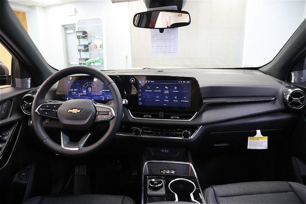 new 2026 Chevrolet Equinox car, priced at $30,599