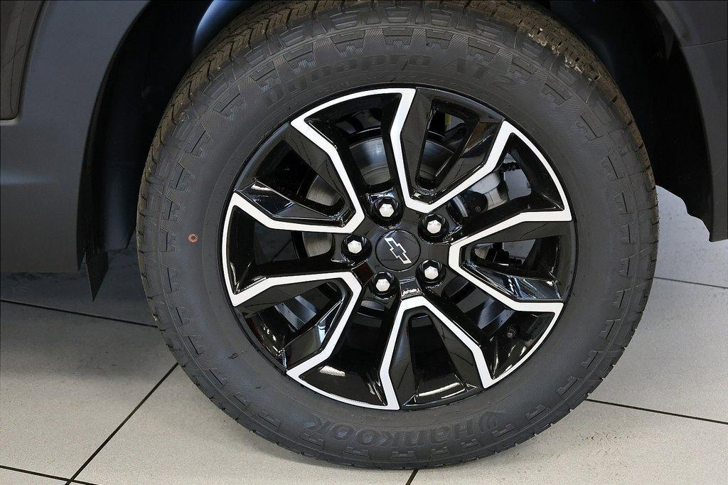 new 2026 Chevrolet TrailBlazer car, priced at $31,000