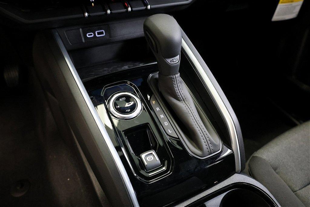 new 2026 Chevrolet Colorado car, priced at $34,345