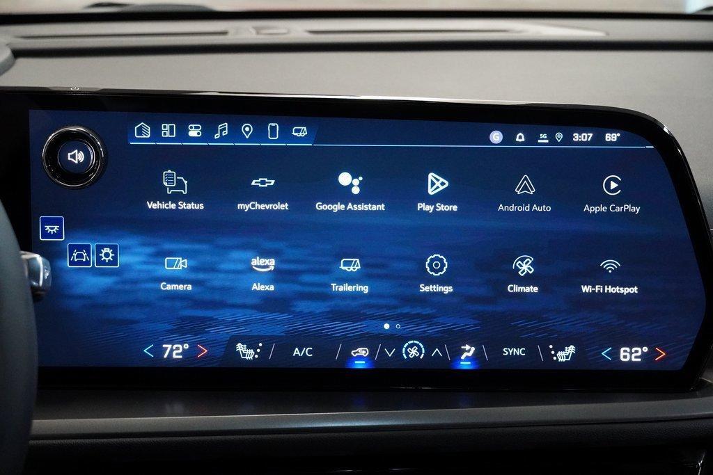 new 2025 Chevrolet Traverse car, priced at $42,999