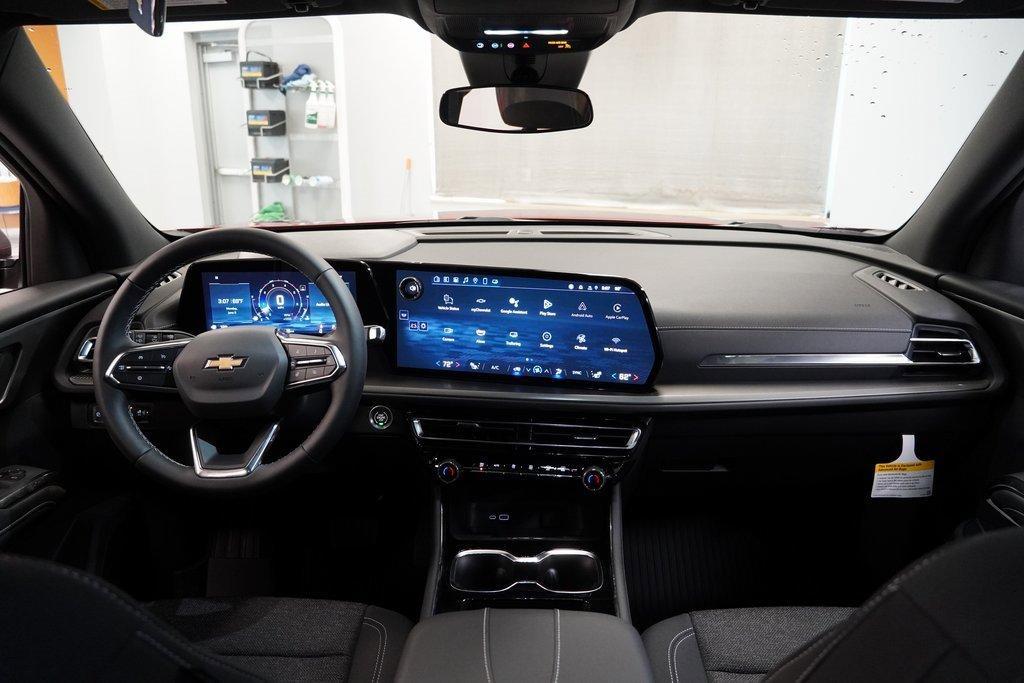 new 2025 Chevrolet Traverse car, priced at $42,999