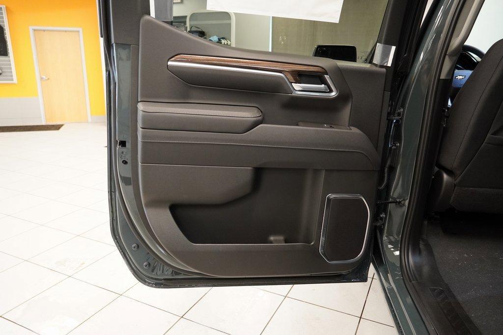 new 2025 Chevrolet Silverado 1500 car, priced at $39,995