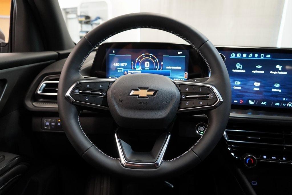 new 2025 Chevrolet Traverse car, priced at $40,159