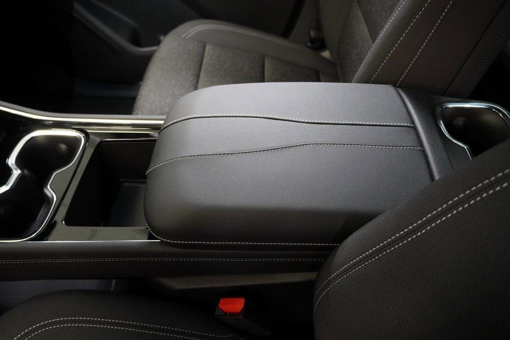 new 2025 Chevrolet Traverse car, priced at $40,159