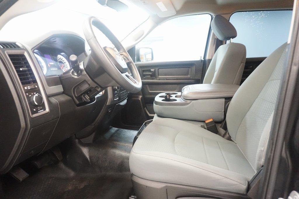 used 2019 Ram 1500 Classic car, priced at $21,450