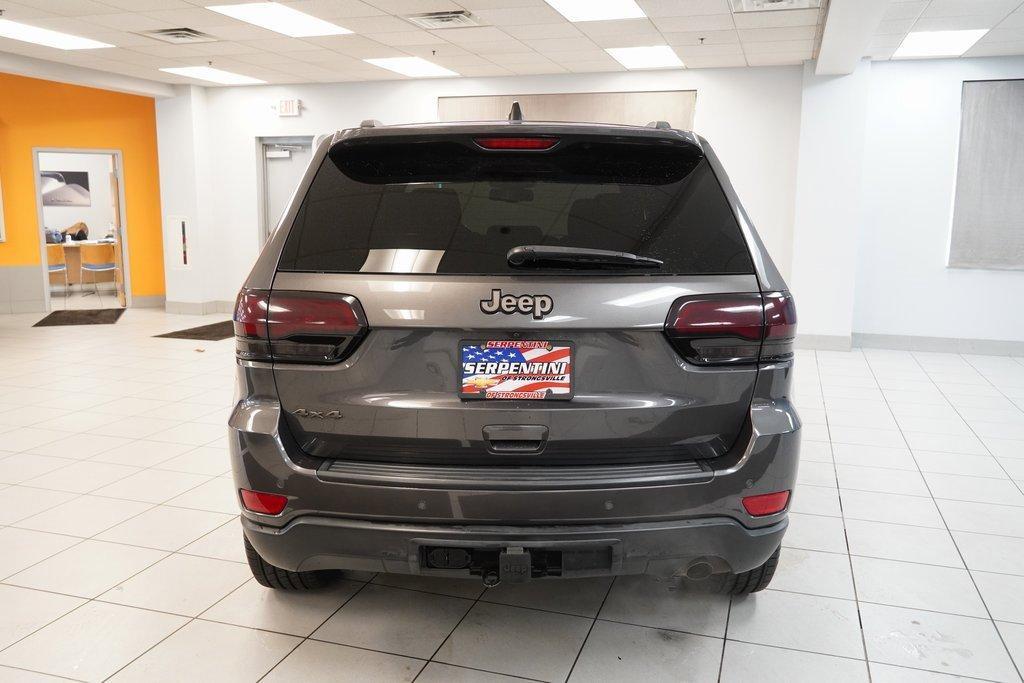 used 2016 Jeep Grand Cherokee car, priced at $12,995