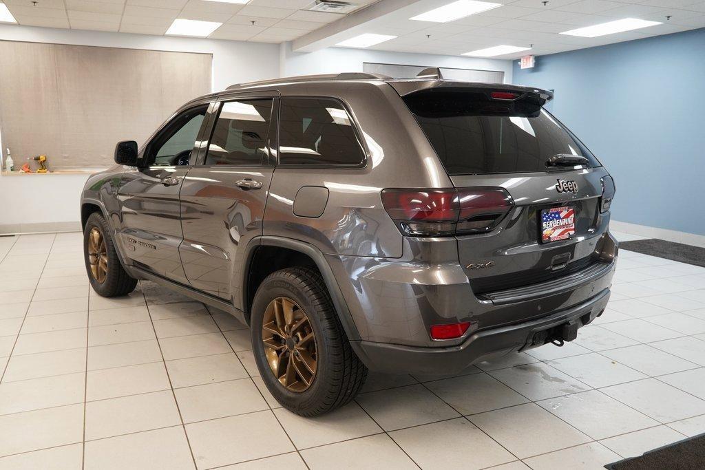 used 2016 Jeep Grand Cherokee car, priced at $12,995