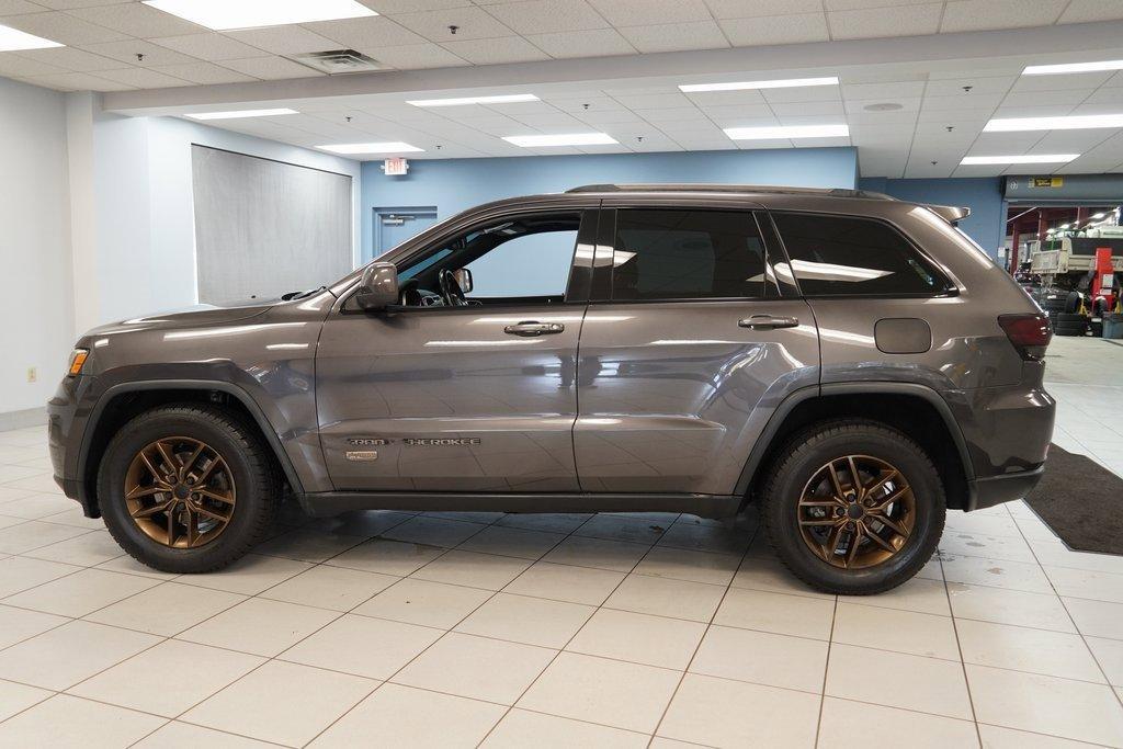 used 2016 Jeep Grand Cherokee car, priced at $12,995