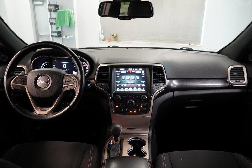 used 2016 Jeep Grand Cherokee car, priced at $12,995