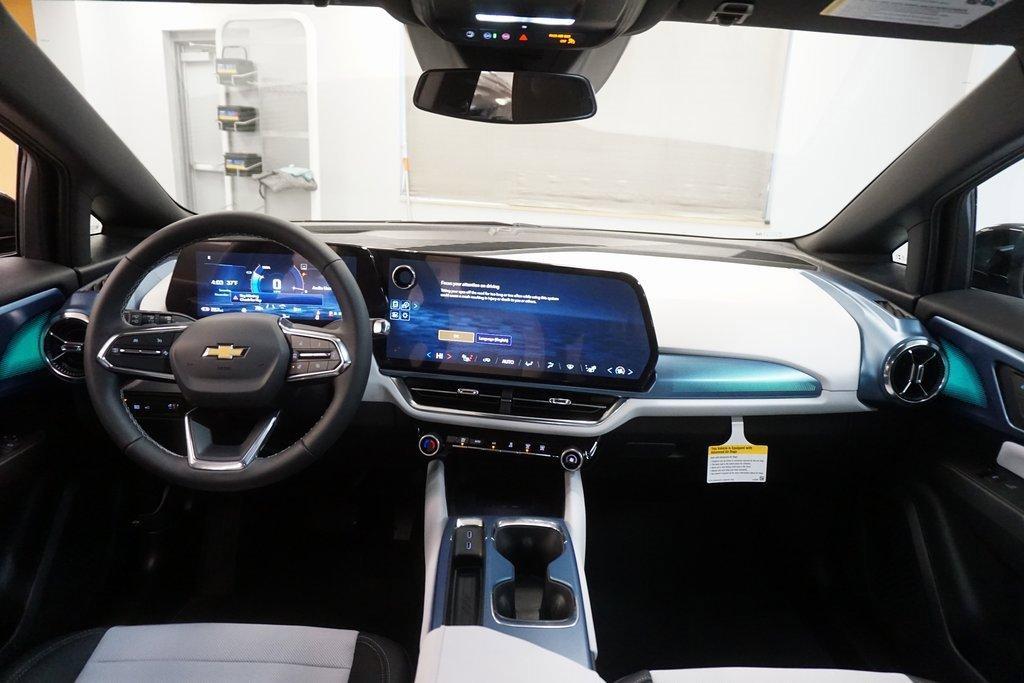 new 2025 Chevrolet Equinox EV car, priced at $40,704