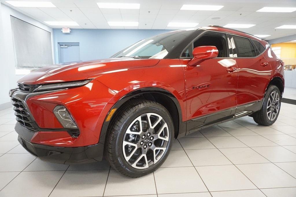 new 2025 Chevrolet Blazer car, priced at $49,662