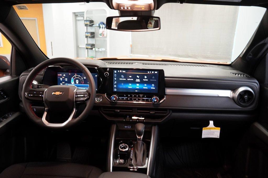 new 2025 Chevrolet Colorado car, priced at $35,995