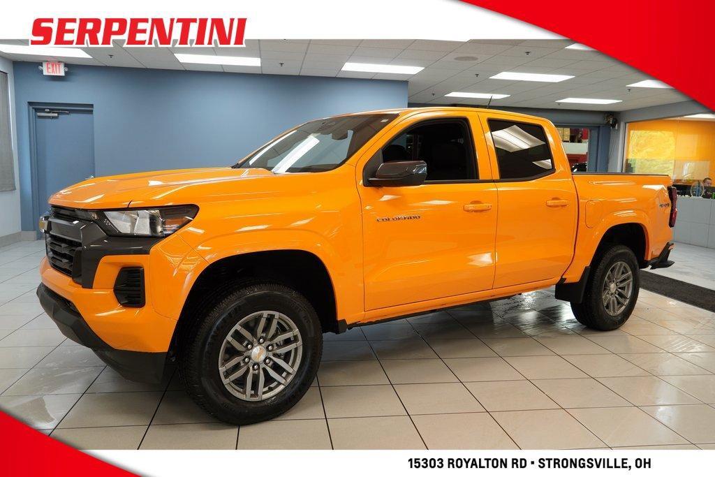 new 2025 Chevrolet Colorado car, priced at $35,995