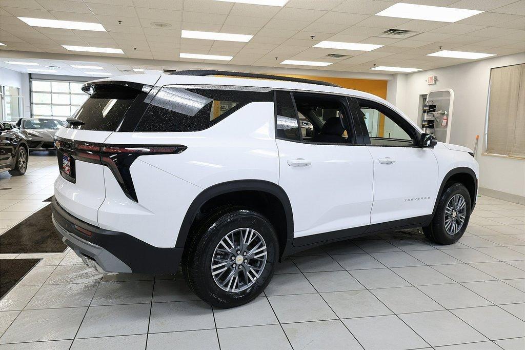 new 2026 Chevrolet Traverse car, priced at $41,390