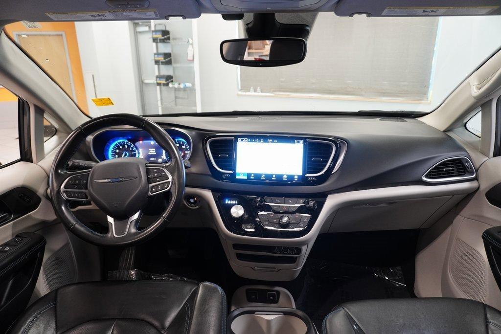 used 2021 Chrysler Pacifica car, priced at $22,353