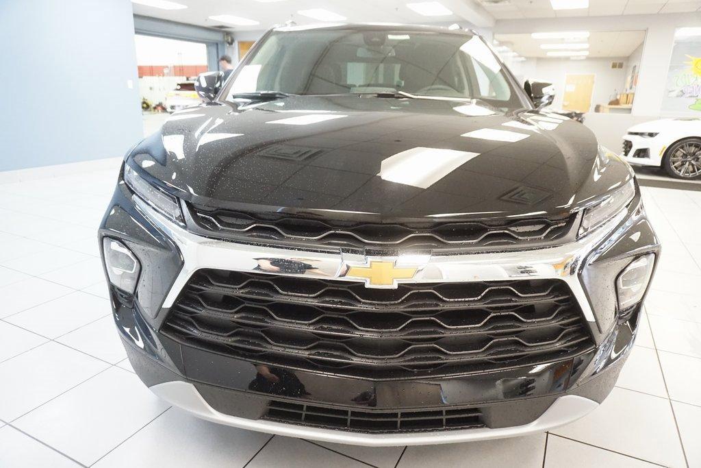 new 2025 Chevrolet Blazer car, priced at $39,575