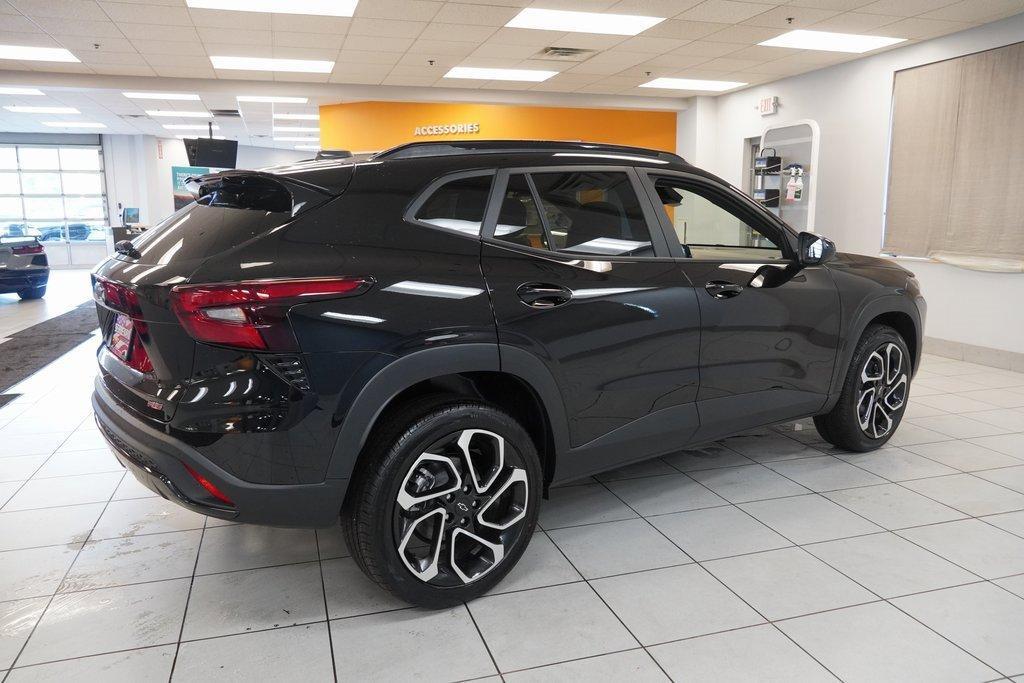 new 2025 Chevrolet Trax car, priced at $23,299