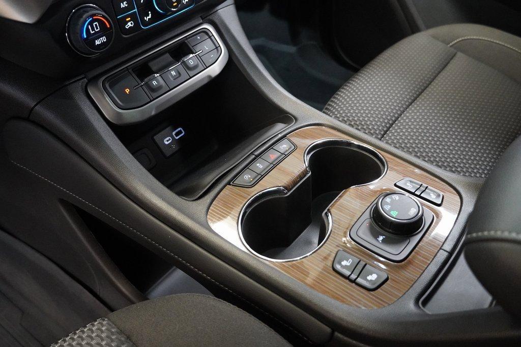 used 2023 GMC Acadia car, priced at $28,668