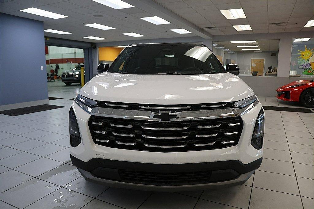 new 2026 Chevrolet Equinox car, priced at $33,109