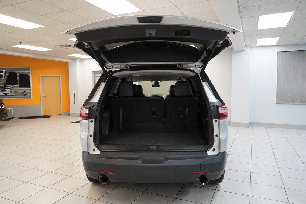 used 2019 Chevrolet Traverse car, priced at $23,700