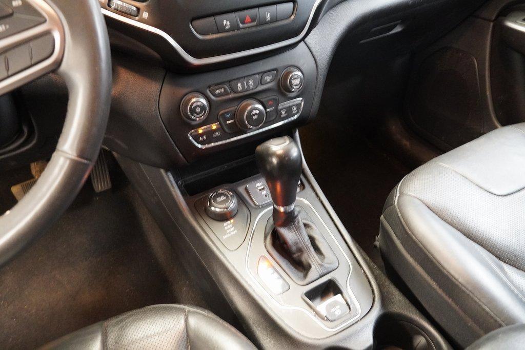 used 2021 Jeep Cherokee car, priced at $19,645