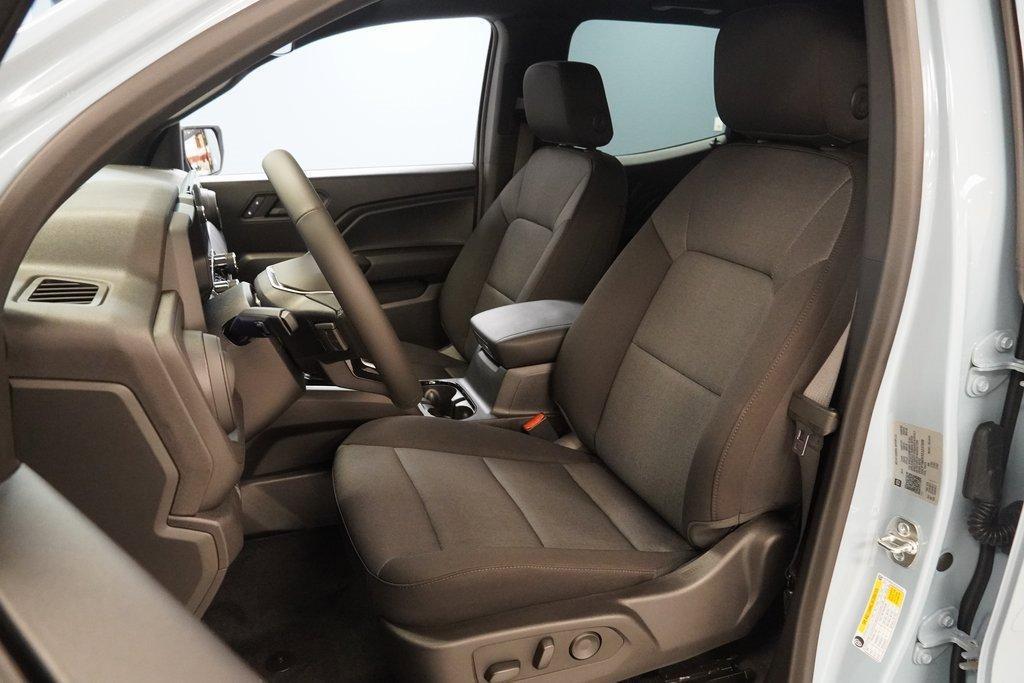 new 2025 Chevrolet Colorado car, priced at $33,109