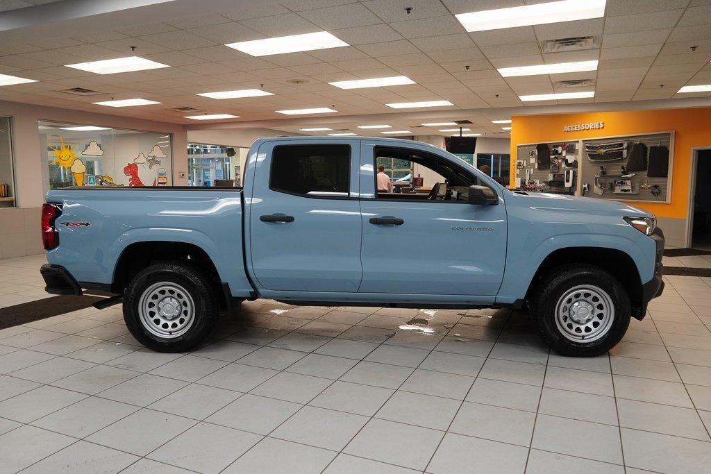 new 2025 Chevrolet Colorado car, priced at $33,109