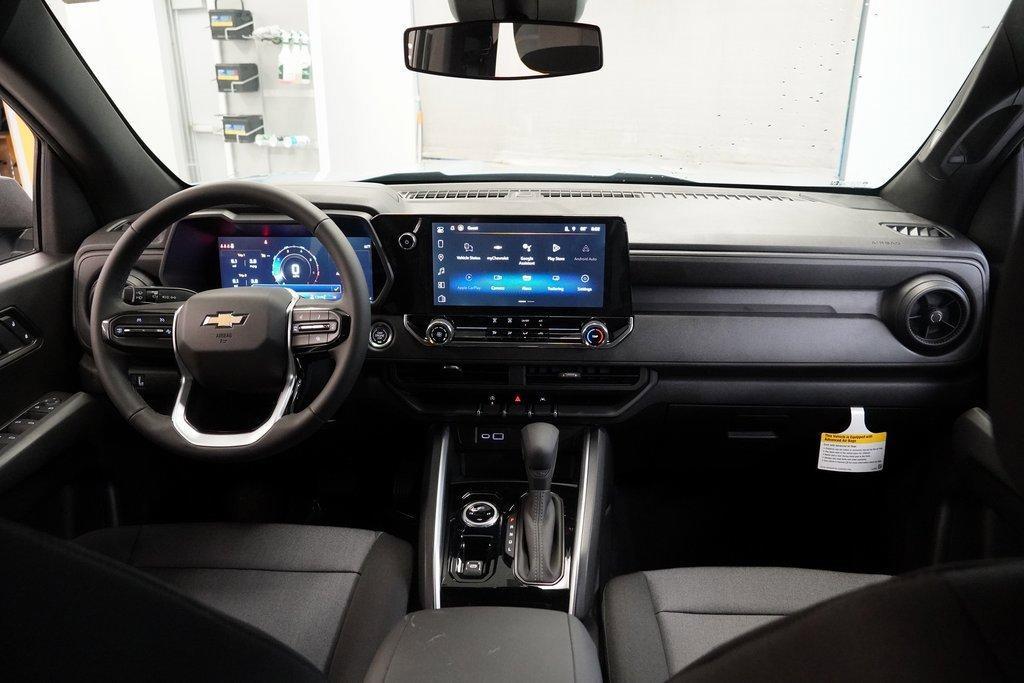 new 2025 Chevrolet Colorado car, priced at $33,109