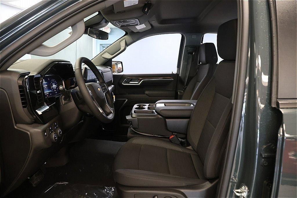 new 2025 Chevrolet Silverado 1500 car, priced at $40,245