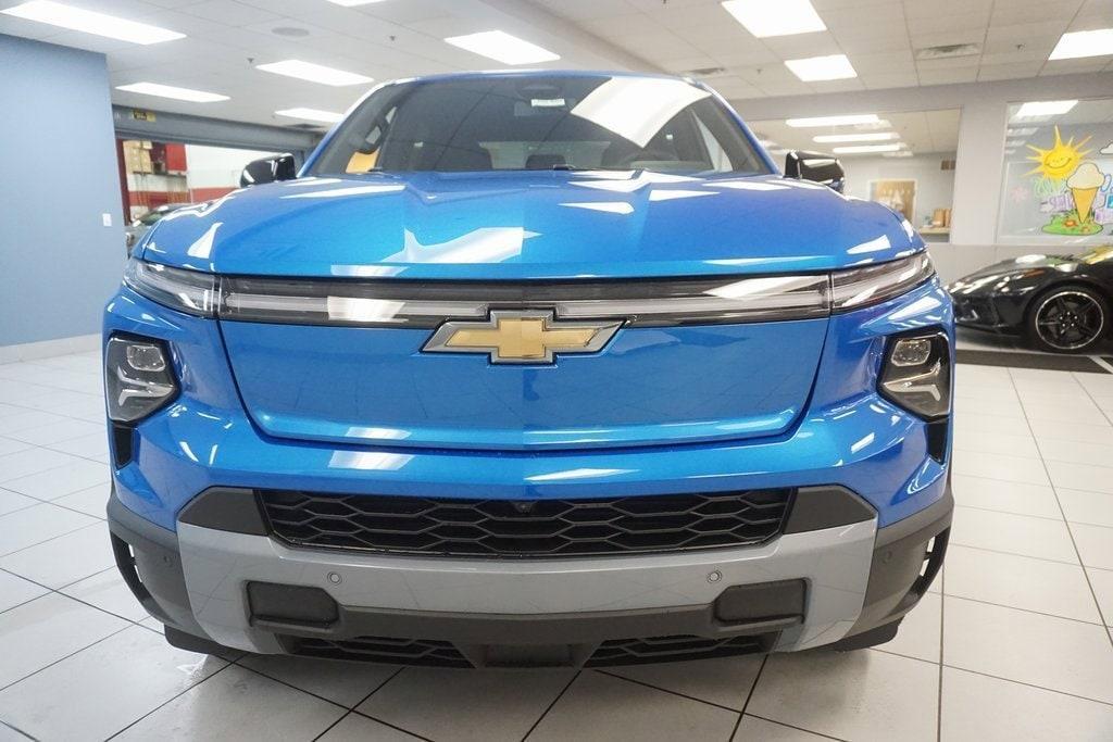 new 2025 Chevrolet Silverado EV car, priced at $71,906