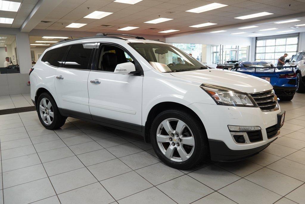 used 2017 Chevrolet Traverse car, priced at $12,995